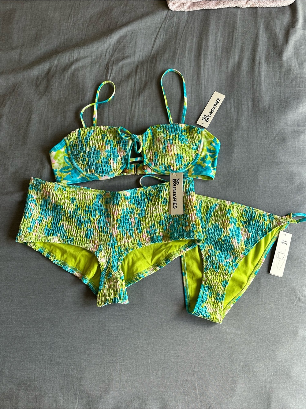 No Boundaries Women’s Lime Teal Tie-Dye Bikini Set